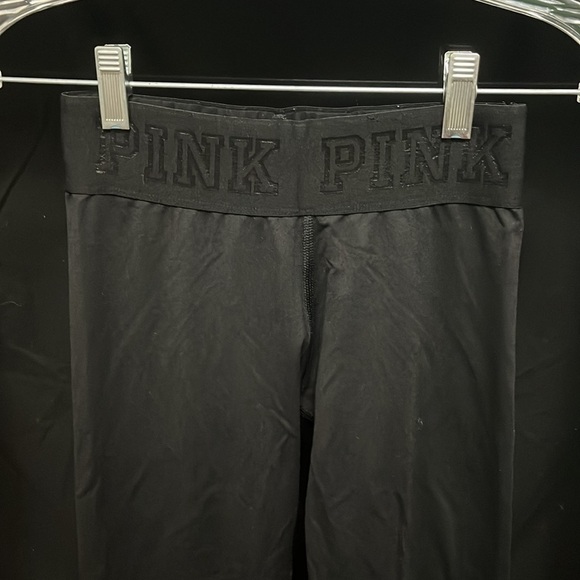 PINK- ultimate black leggings - Picture 2 of 7